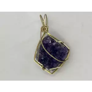 Pendant (3)